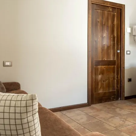 Апартаменти Fiorini 4 *